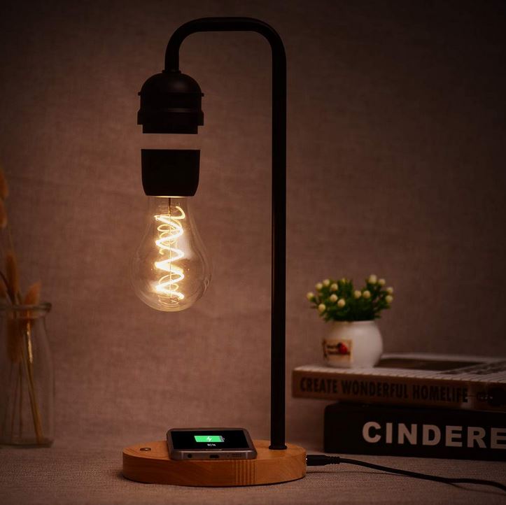 lamp with wireless charging base